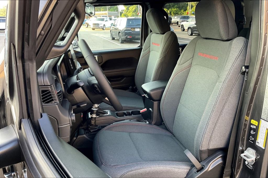 New 2025 Jeep Gladiator Rubicon w/ Convenience Group image 9