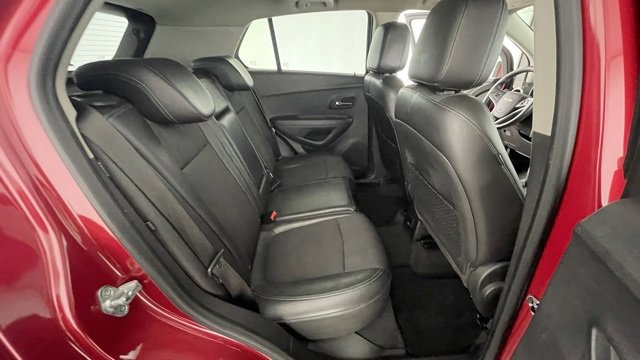 Used 2015 Chevrolet Trax LT w/ LT Sun and Sound Package image 44