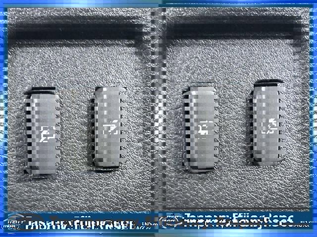 Certified 2024 Nissan Kicks SV image 15