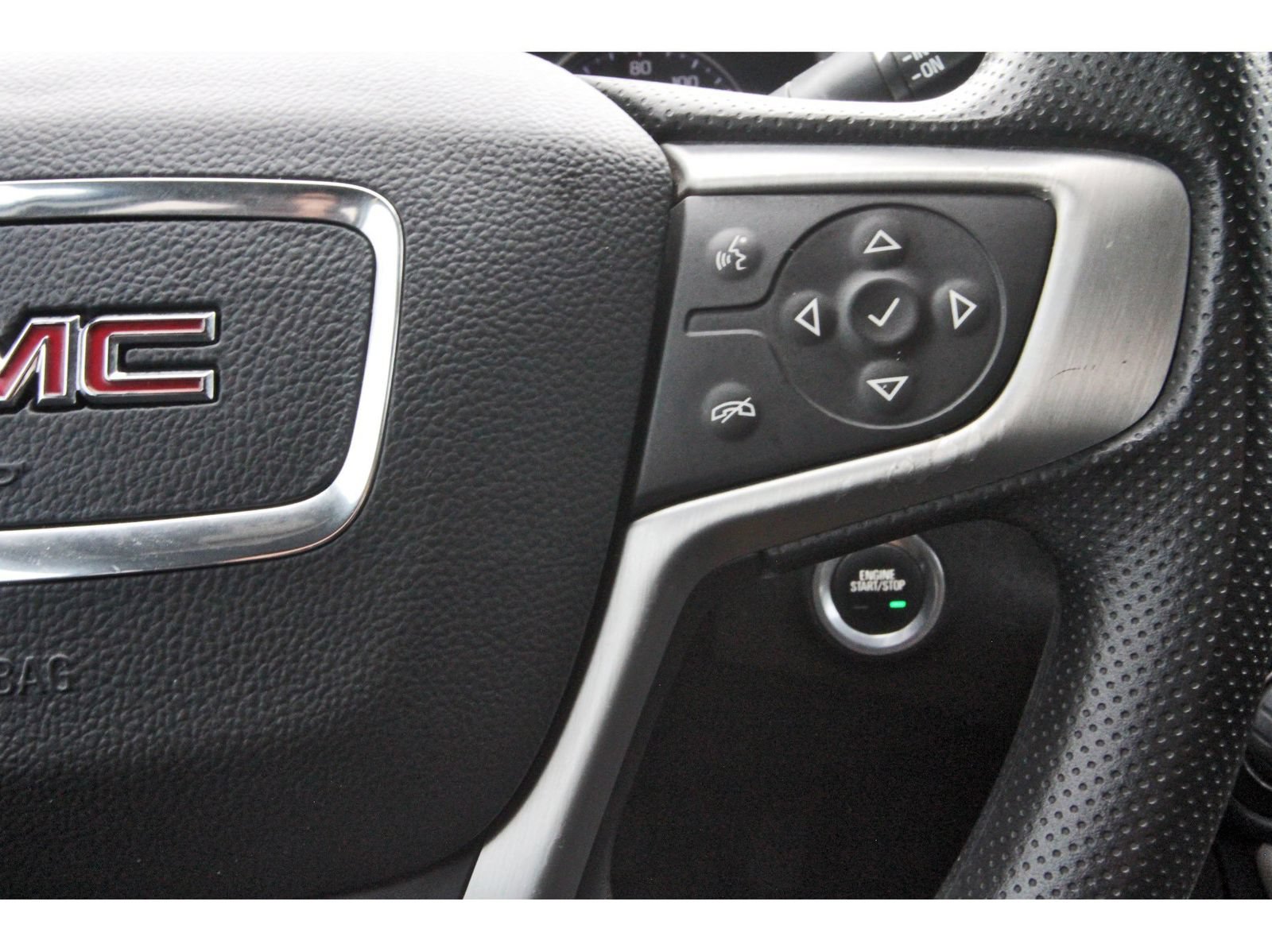 Used 2023 GMC Terrain SLE w/ Driver Convenience Package AWD/4WD image 19