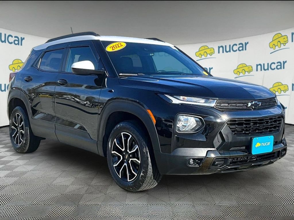 Used 2022 Chevrolet TrailBlazer ACTIV w/ Technology Package AWD/4WD image 1