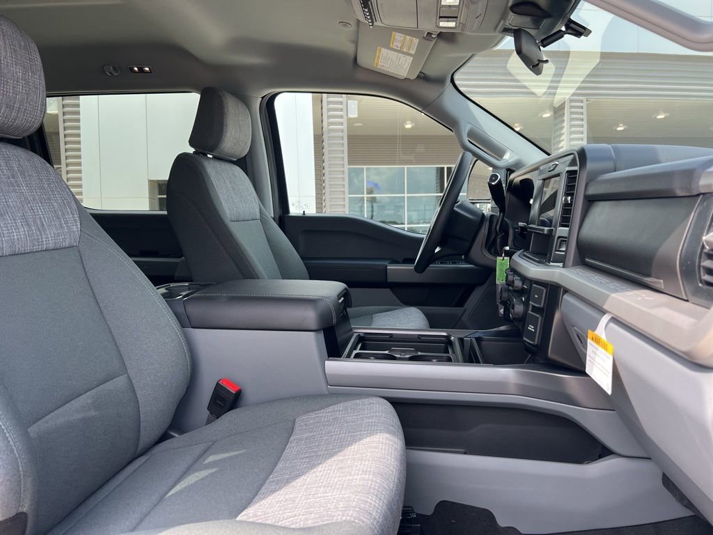 New 2026 Ford F350 XLT image 18