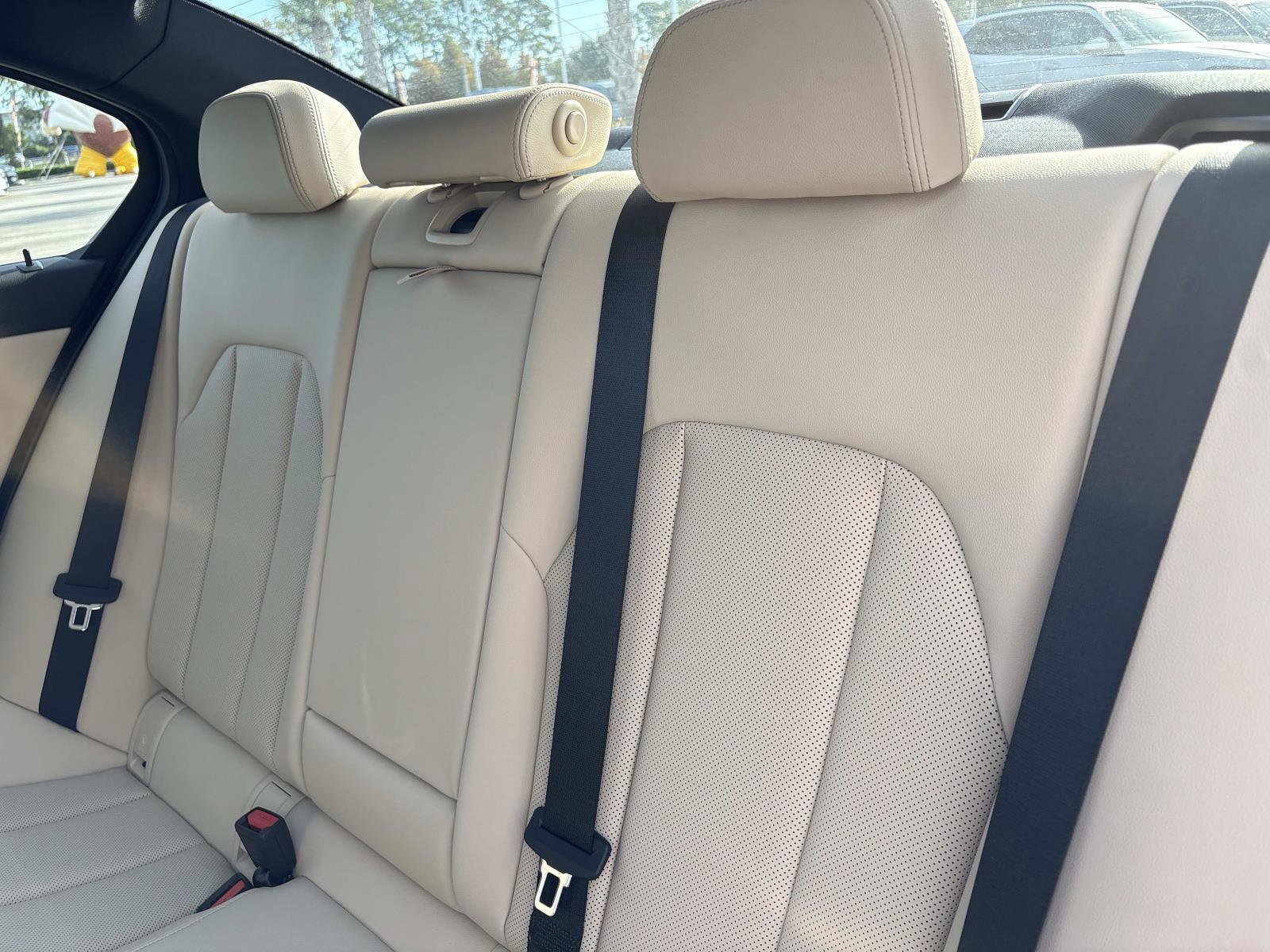 Certified 2025 BMW 330i xDrive Sedan w/ M Sport Package image 14