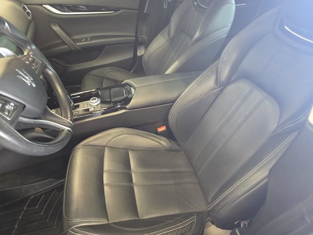 Used 2017 Maserati Ghibli S Q4 AWD/4WD image 18
