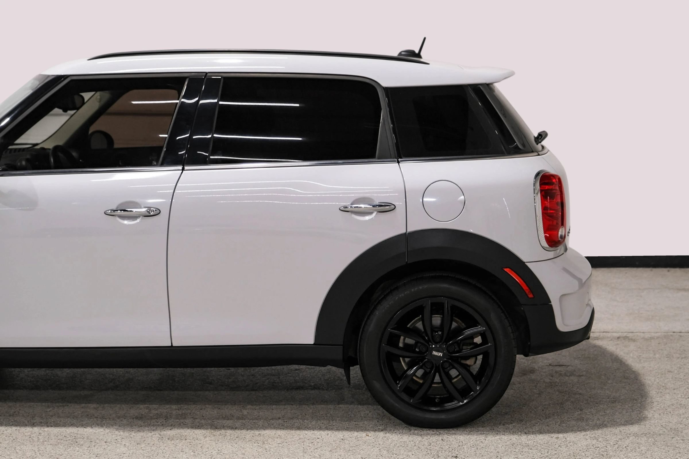 Used 2016 MINI Cooper Countryman S FWD image 11