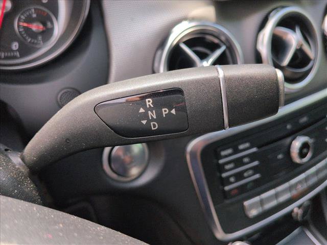 Used 2018 Mercedes-Benz GLA 250 image 12