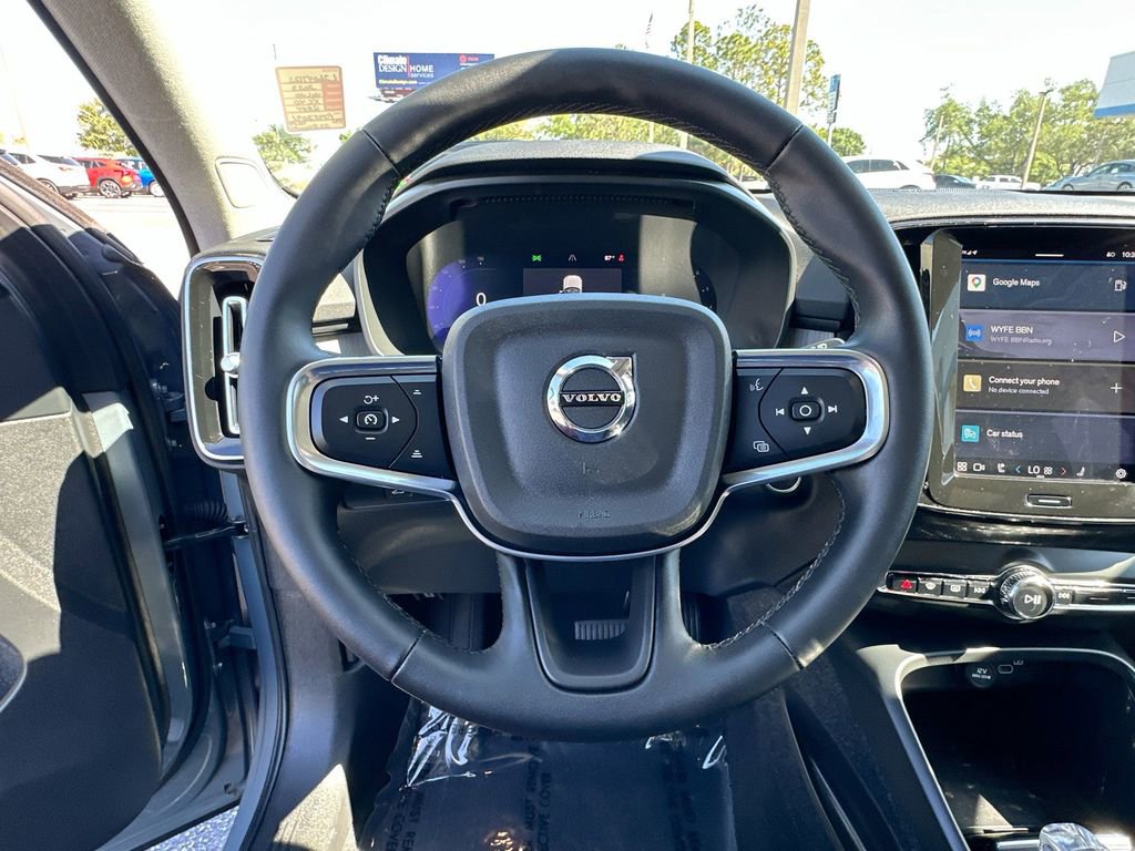 Used 2023 Volvo XC40 B5 Ultimate AWD/4WD image 10
