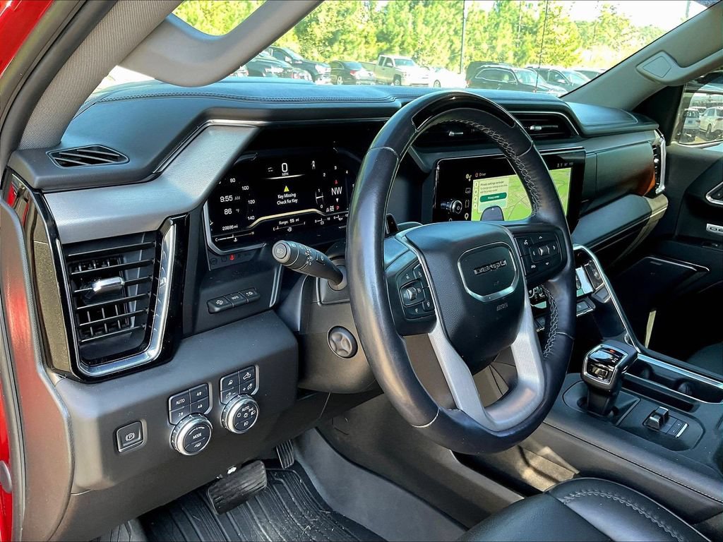Used 2024 GMC Sierra 1500 Denali AWD/4WD image 4