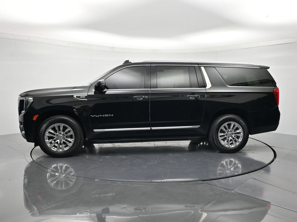 Used 2023 GMC Yukon XL SLT w/ SLT Luxury Package AWD/4WD image 8