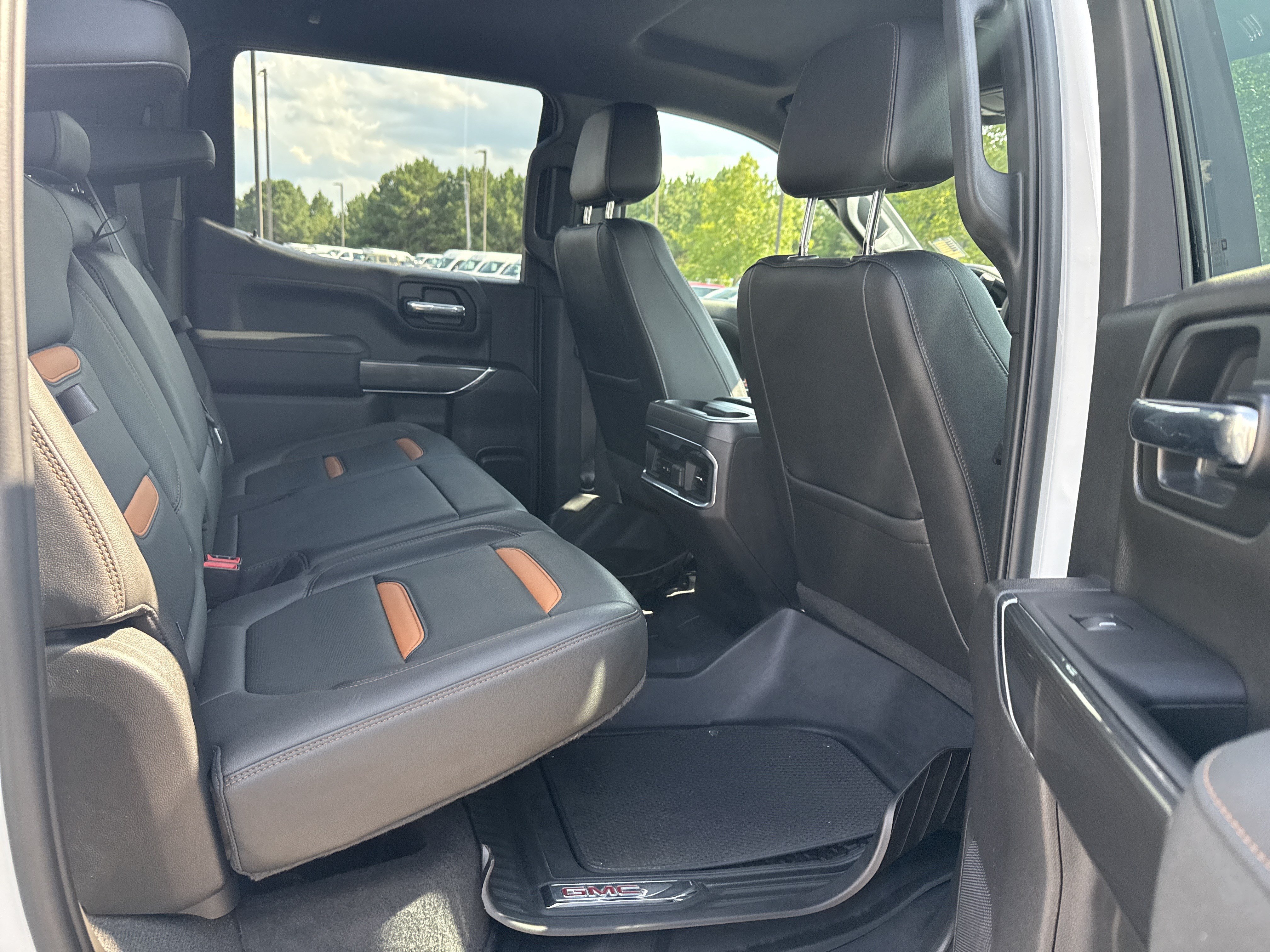 Used 2021 GMC Sierra 1500 AT4 AWD/4WD image 15