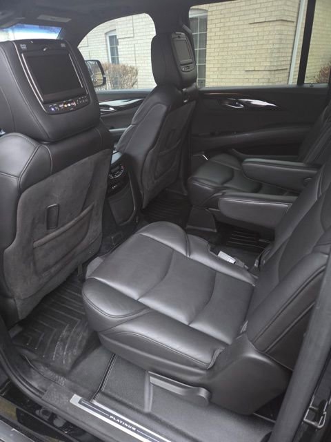 Used 2016 Cadillac Escalade ESV Platinum image 6