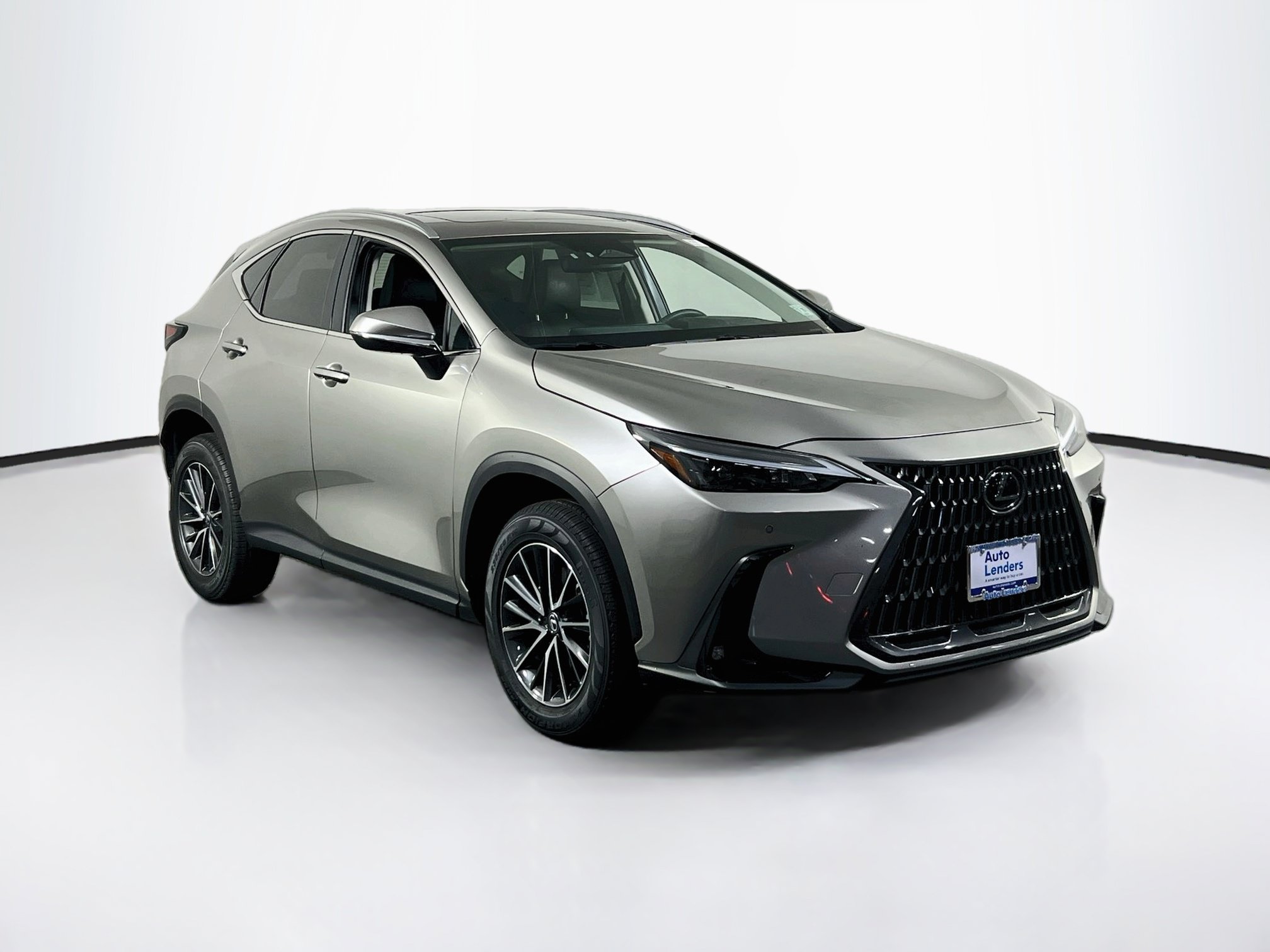 Used 2025 Lexus NX 350 AWD w/ Accessory Package (2T) image 3