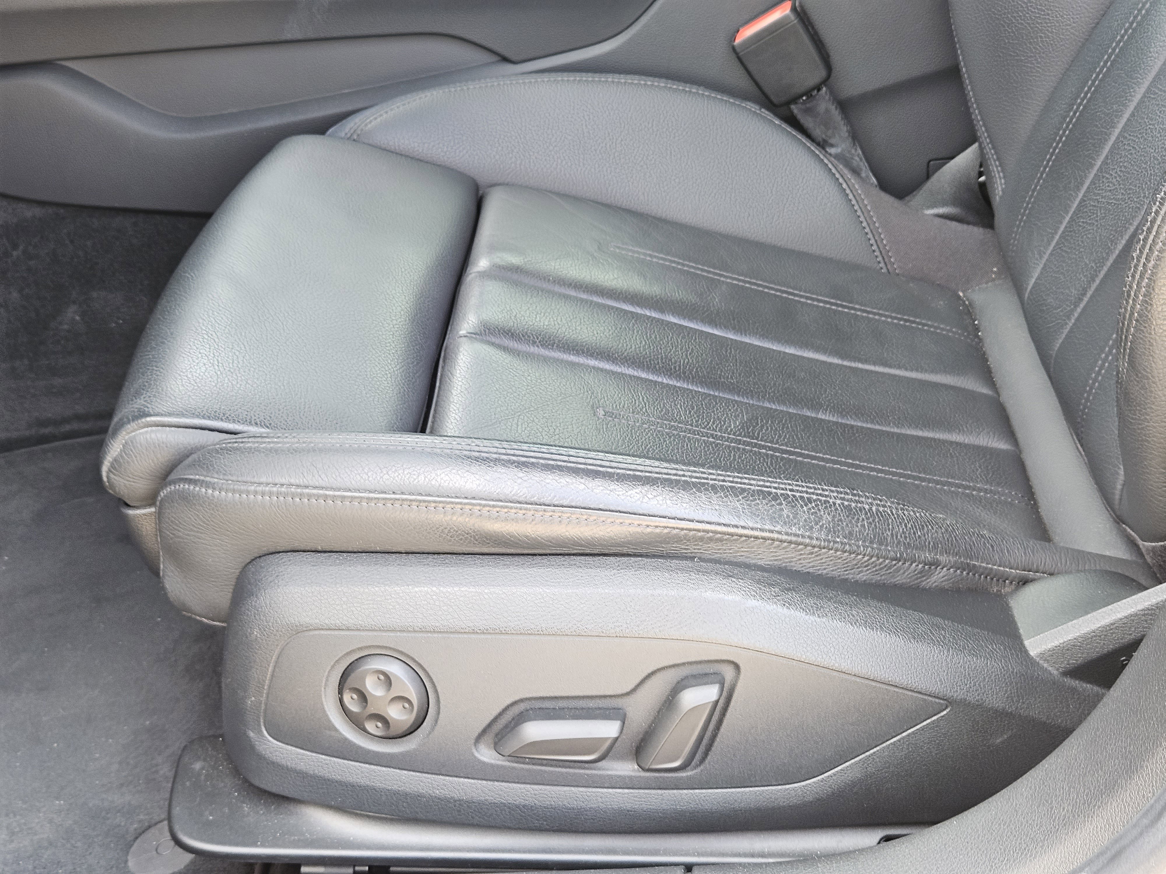 Used 2019 Audi A5 2.0T Premium w/ Convenience Package image 34