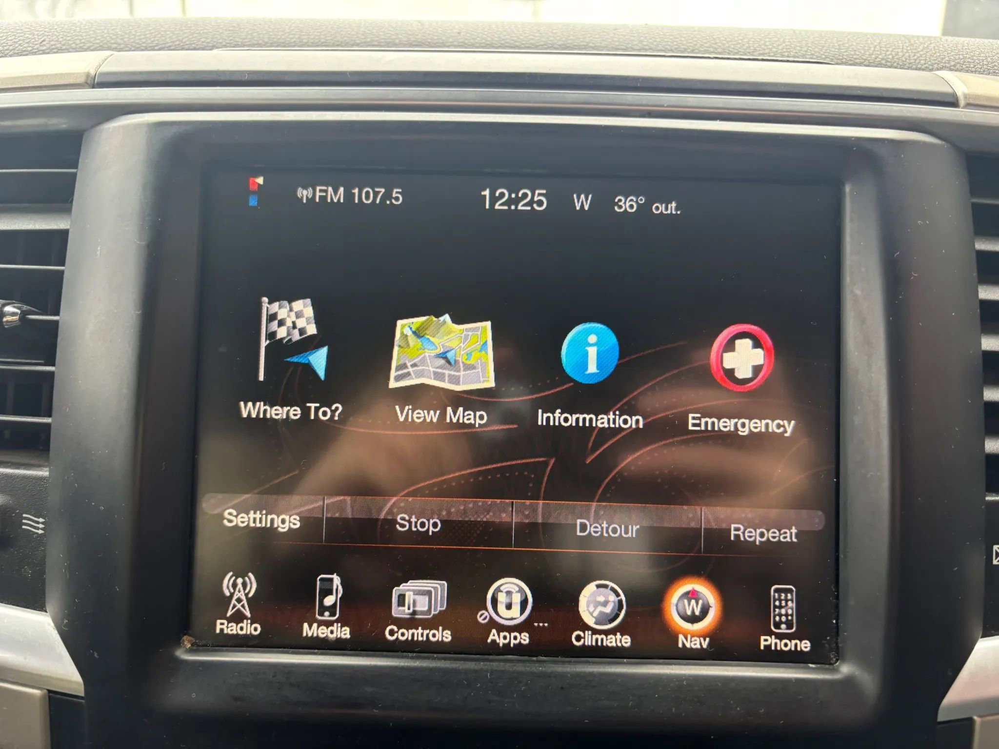 Used 2016 RAM 1500 Big Horn image 23