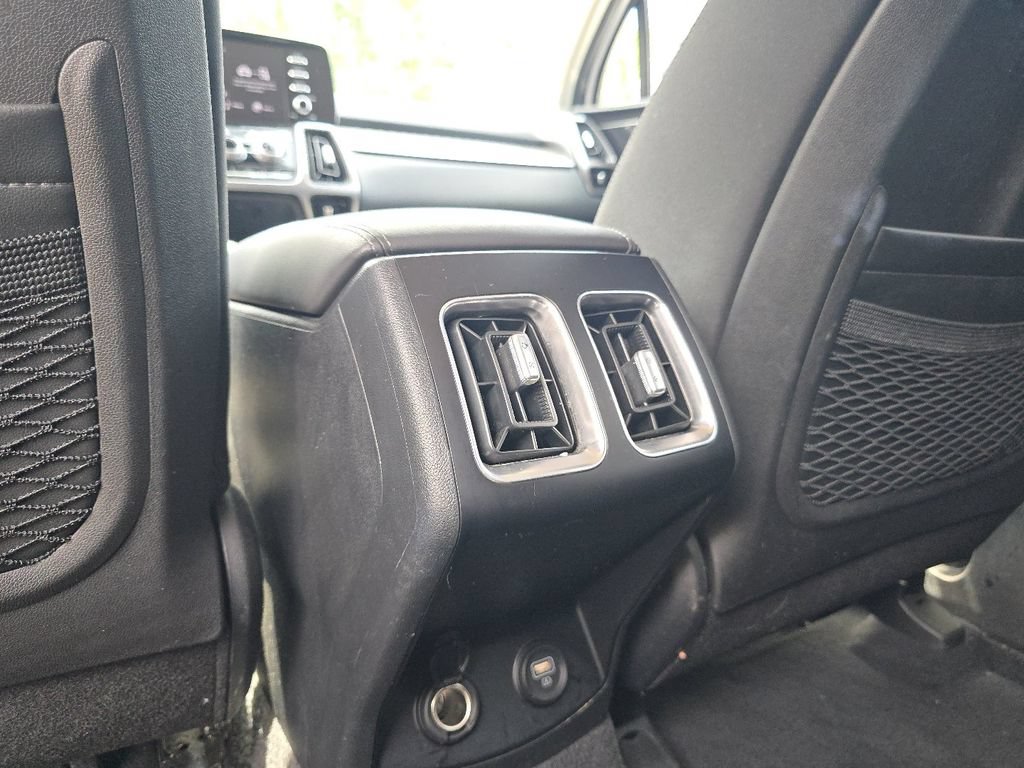 Used 2023 Kia Sorento LX AWD/4WD image 21