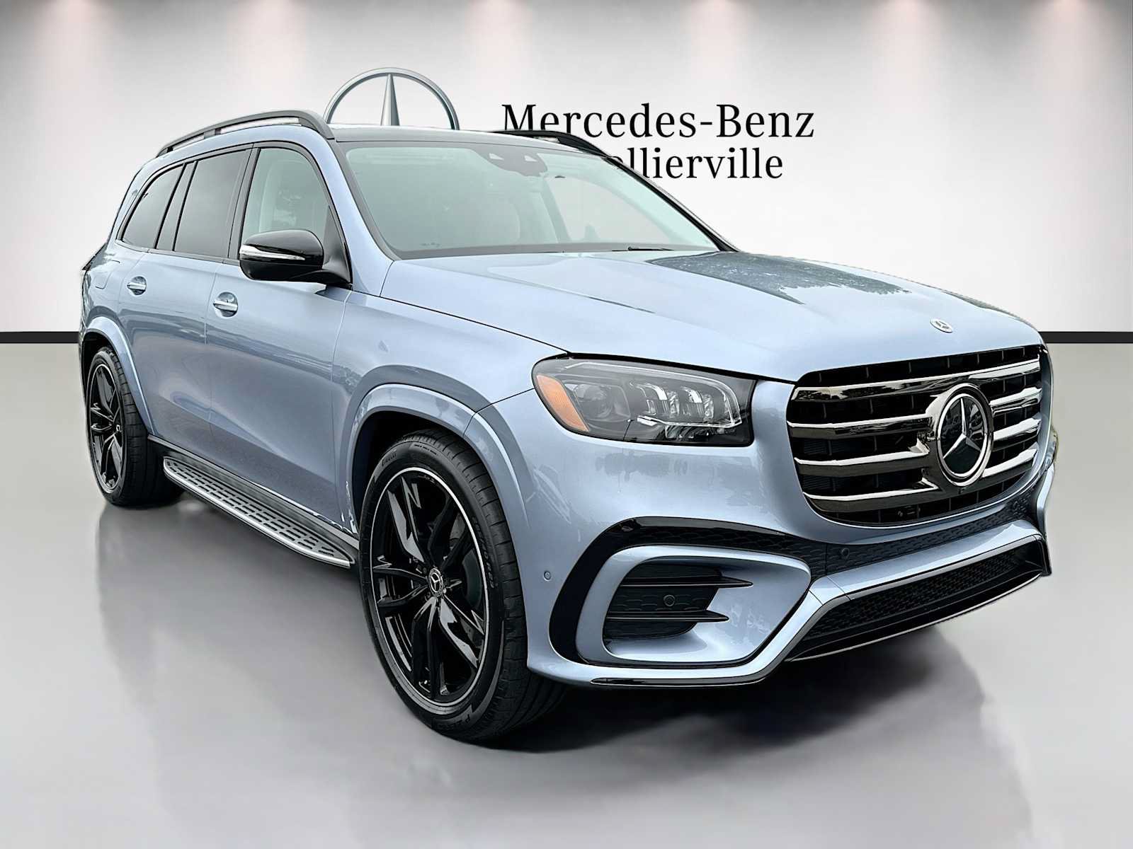 New 2026 Mercedes-Benz GLS 450 4MATIC image 3