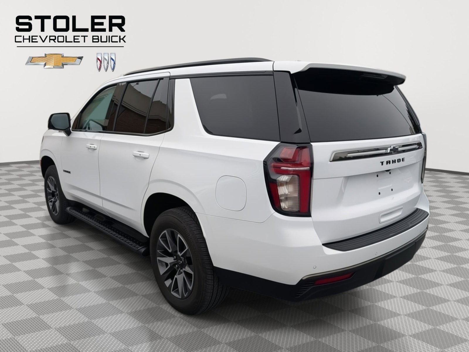 Used 2021 Chevrolet Tahoe Z71 w/ Luxury Package image 3