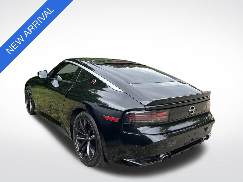 Used 2024 Nissan Z Performance w/ Floor Mat Package RWD image 5