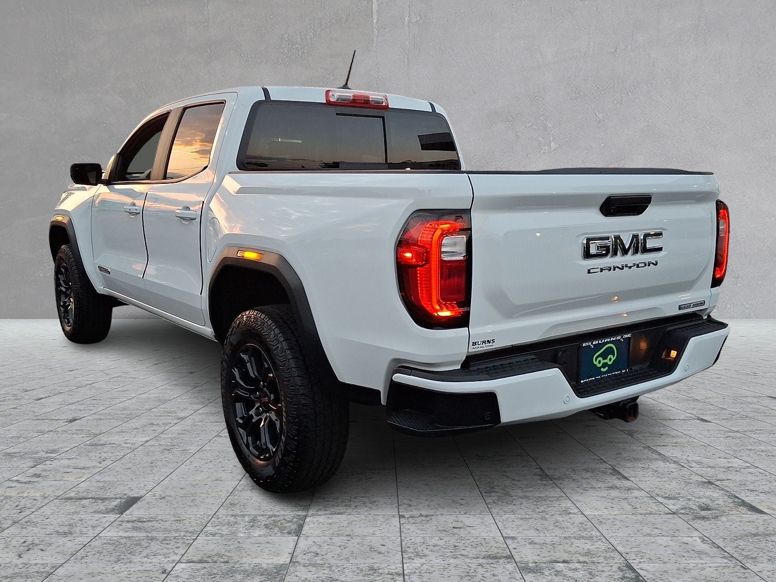 Certified 2025 GMC Canyon Elevation RWD image 7
