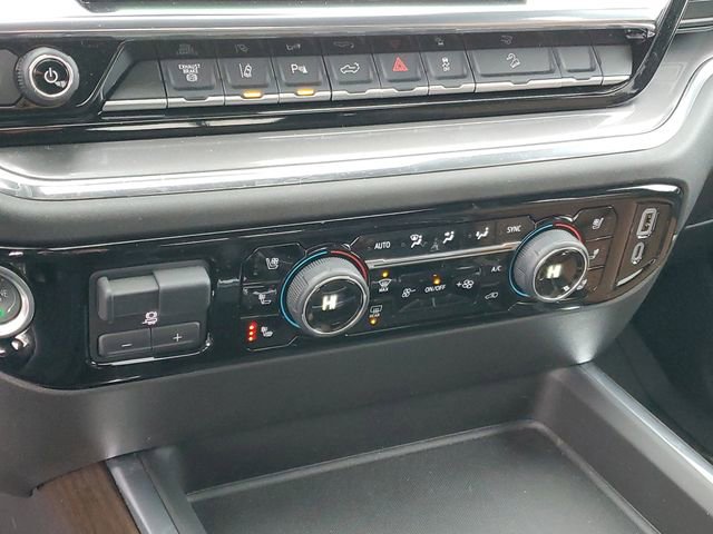 Used 2025 Chevrolet Silverado 2500 High Country w/ High Country Premium Package image 19