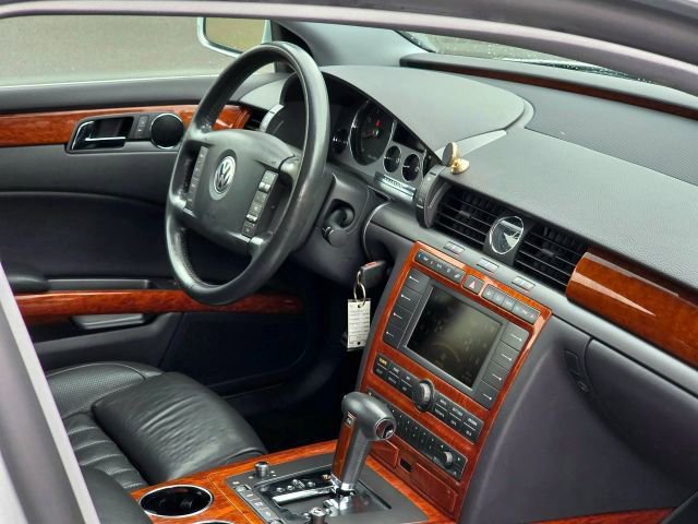 Used 2005 Volkswagen Phaeton V8 image 17