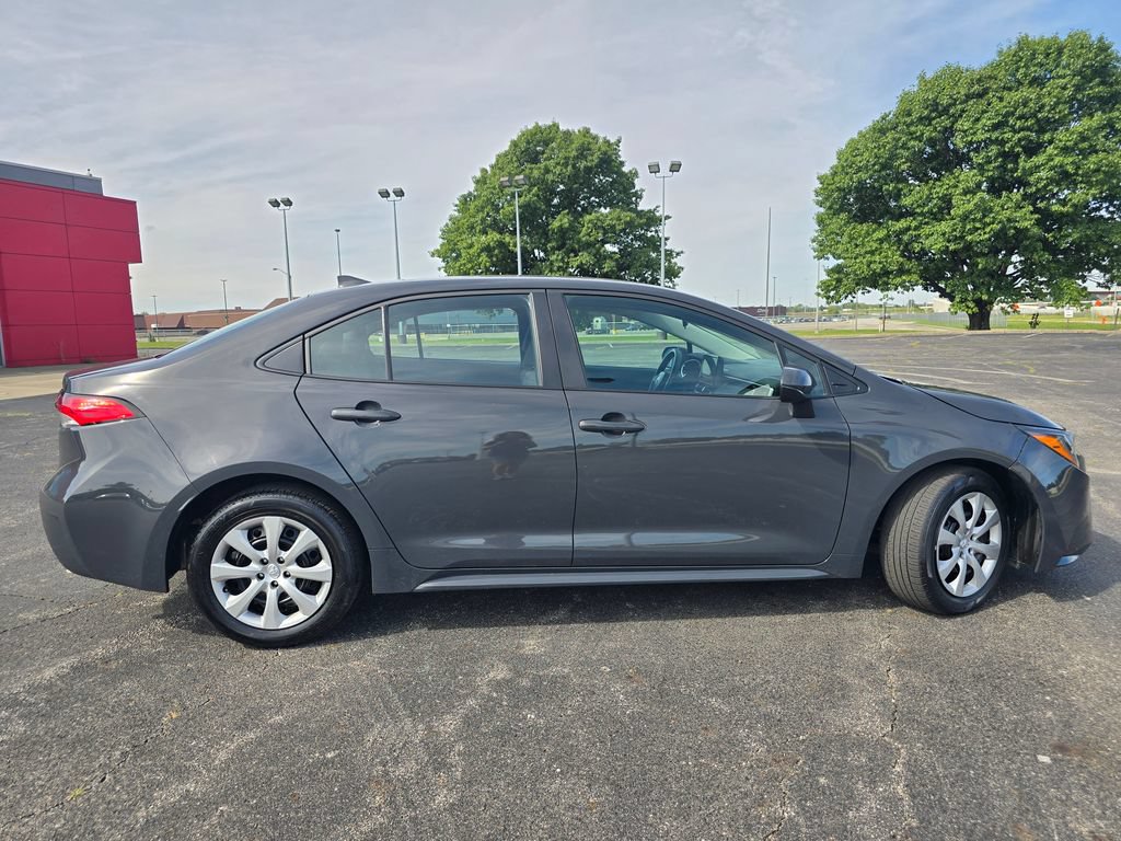 Certified 2025 Toyota Corolla LE FWD image 15