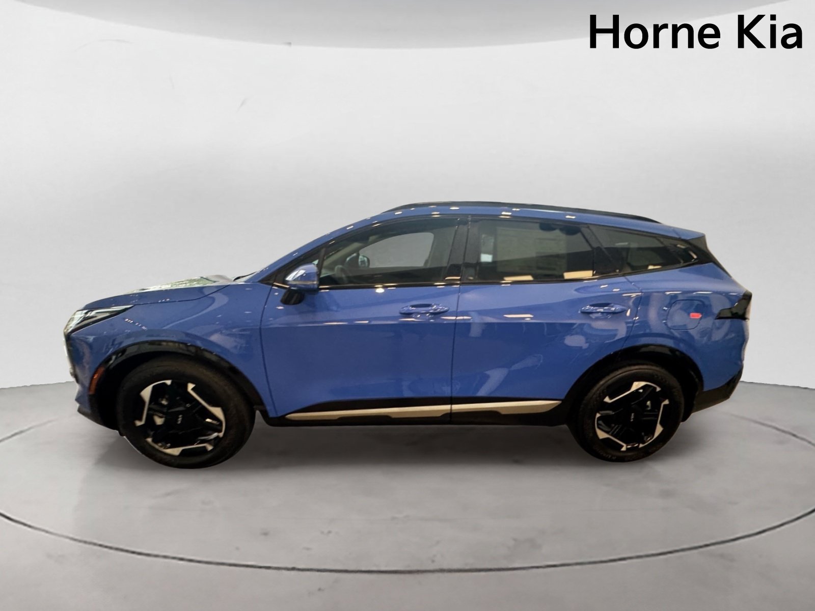 New 2026 Kia Sportage SX FWD image 6