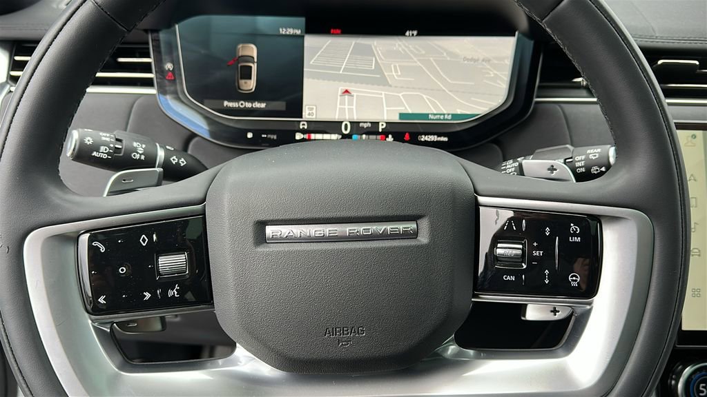 Certified 2023 Land Rover Range Rover SE image 12