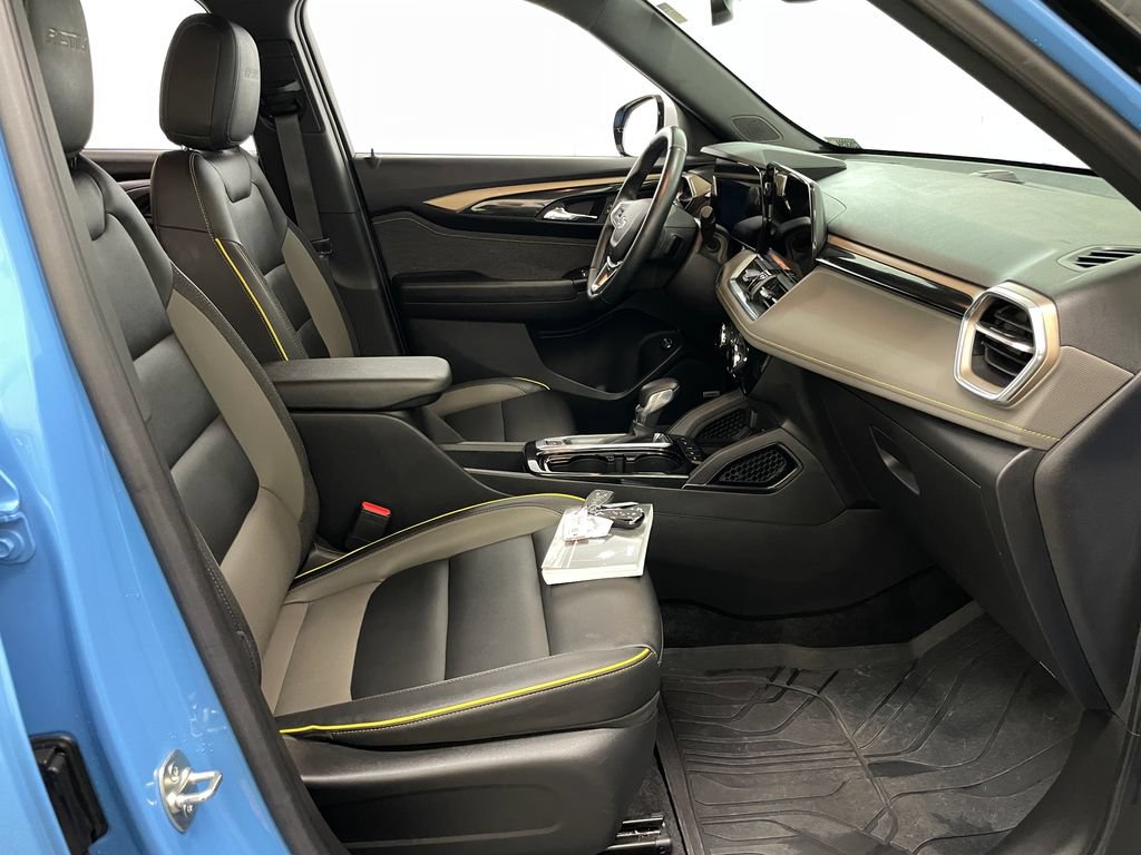 Used 2024 Chevrolet TrailBlazer ACTIV w/ Convenience Package AWD/4WD image 36