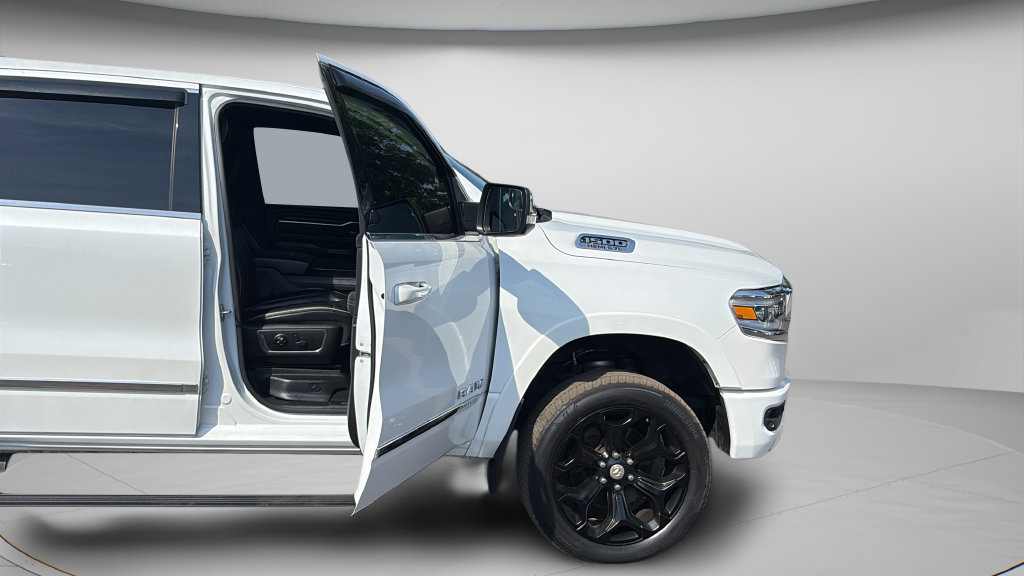 Used 2019 RAM 1500 Limited AWD/4WD image 26