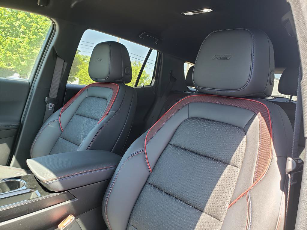 New 2026 Chevrolet Equinox RS FWD image 23