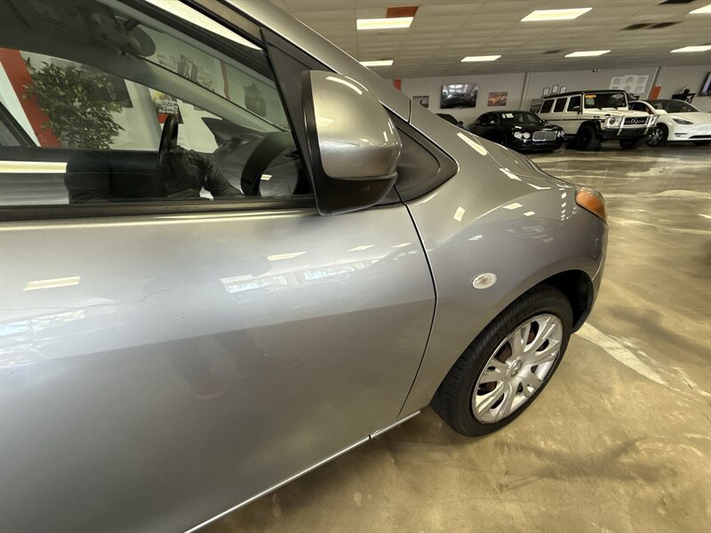 Used 2014 MAZDA MAZDA2 Sport FWD image 7