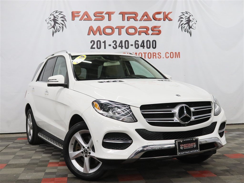 Used 2019 Mercedes-Benz GLE 400 4MATIC image 3