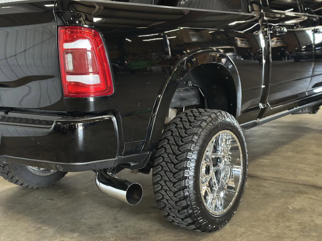 Used 2019 RAM 2500 Laramie image 2