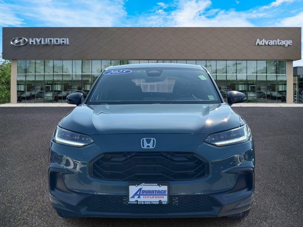 Used 2025 Honda HR-V Sport image 2