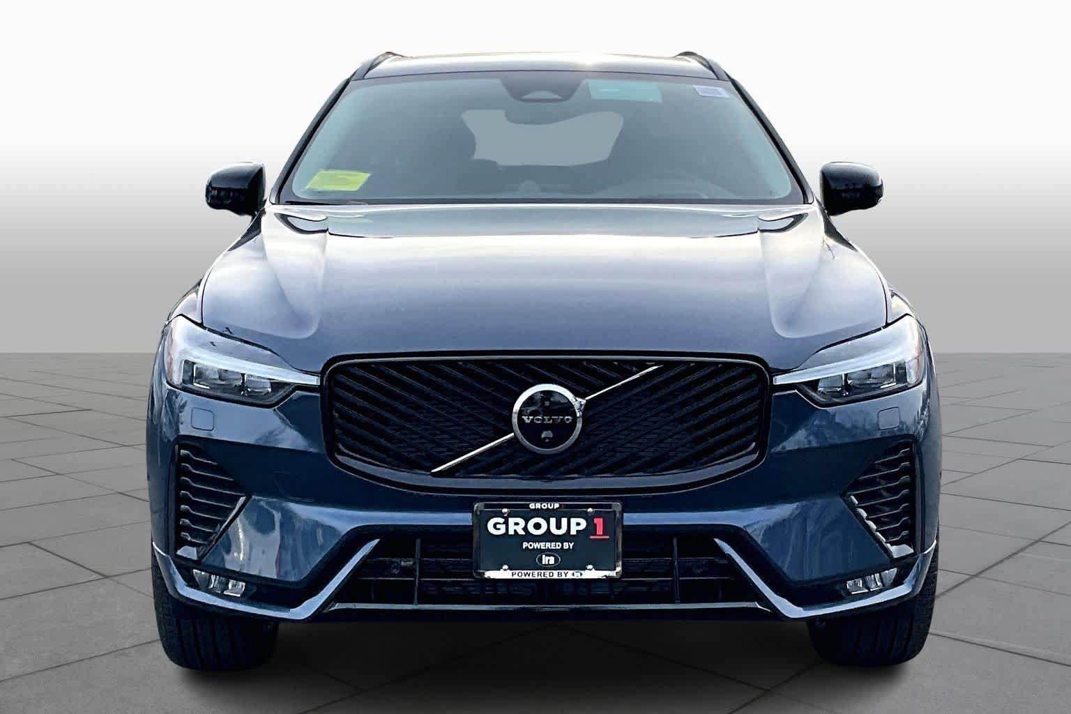 New 2026 Volvo XC60 B5 Ultra w/ Protection Package Premier AWD/4WD image 2