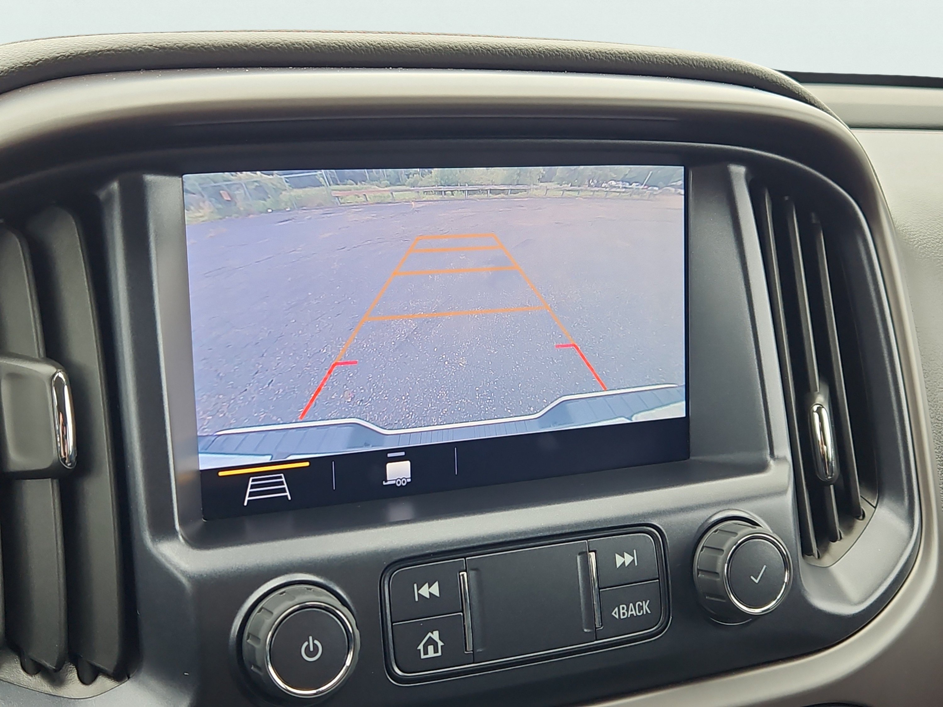 Used 2019 GMC Canyon All Terrain w/ Trailering Package AWD/4WD image 9