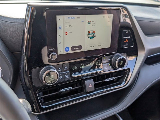 Used 2024 Toyota Highlander LE image 23