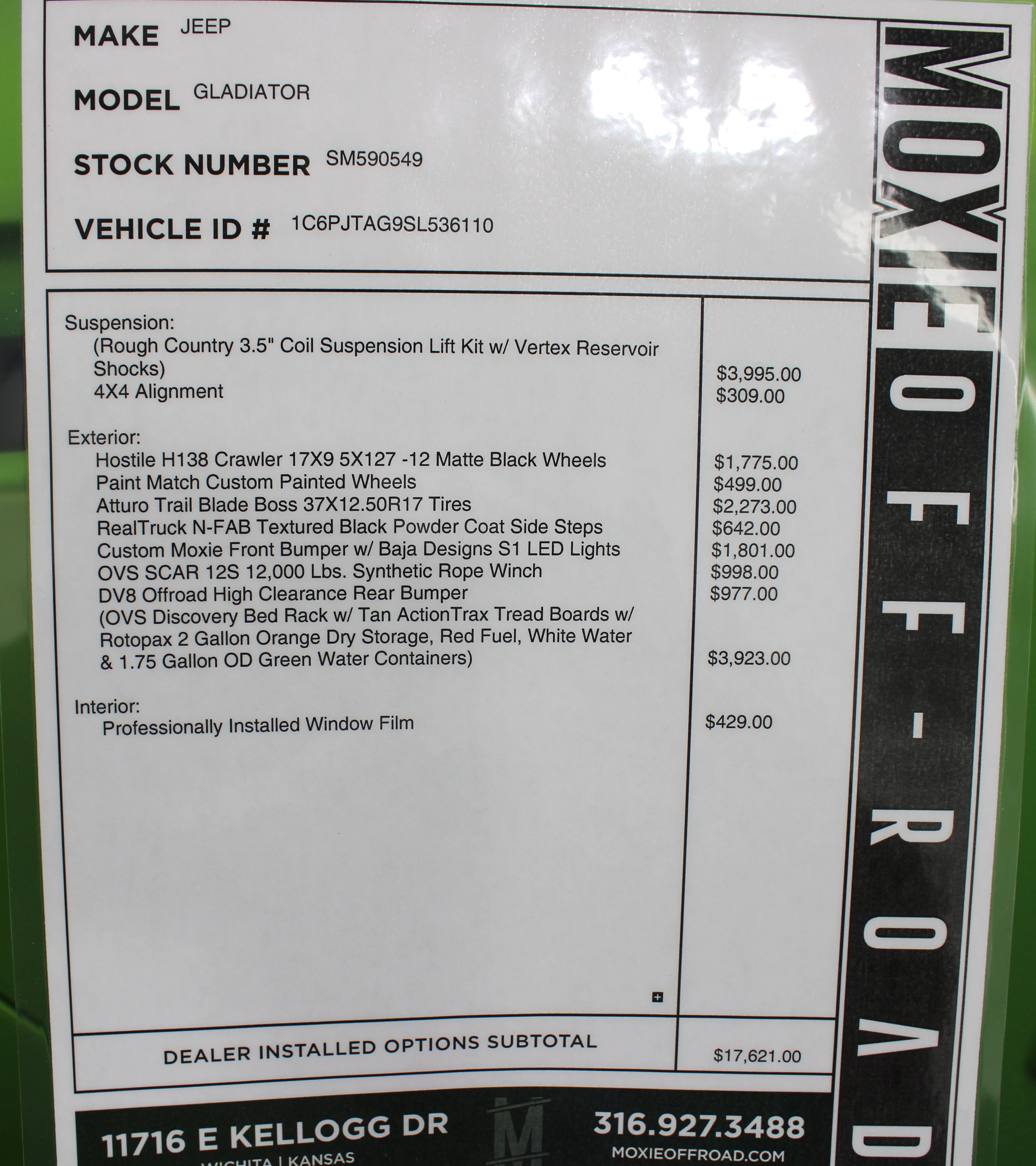 Used 2025 Jeep Gladiator Sport AWD/4WD image 2