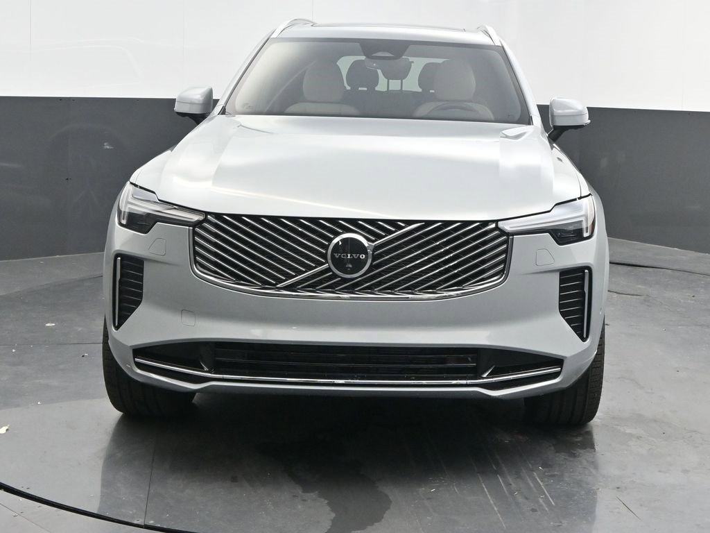 New 2026 Volvo XC90 B6 Plus w/ Protection Package Premier image 2