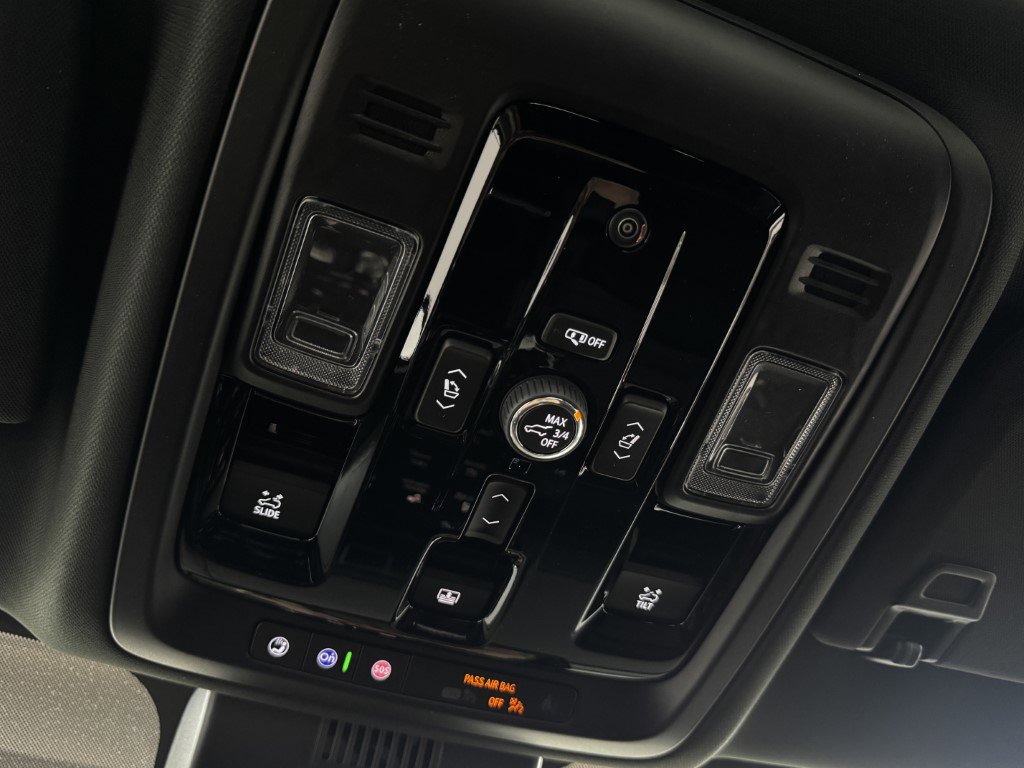 New 2026 GMC Yukon Denali w/ Sun & Power Step Package image 45