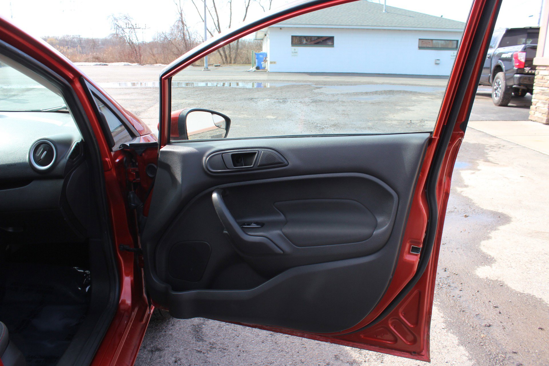 Used 2018 Ford Fiesta SE w/ Equipment Group 201A image 32