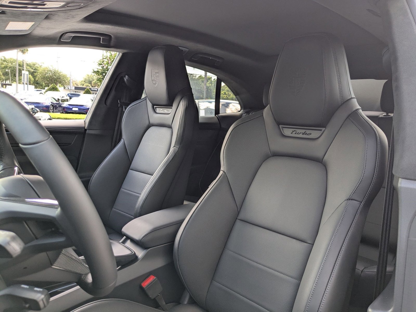 New 2025 Porsche Macan Turbo Electric image 5