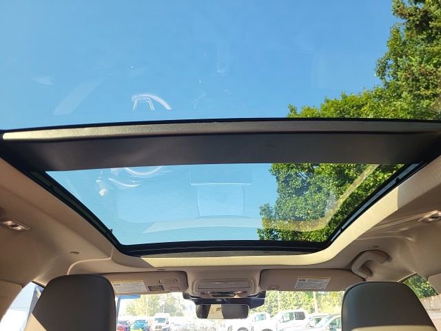 New 2025 Lincoln Corsair Grand Touring w/ Equipment Group 301A image 12