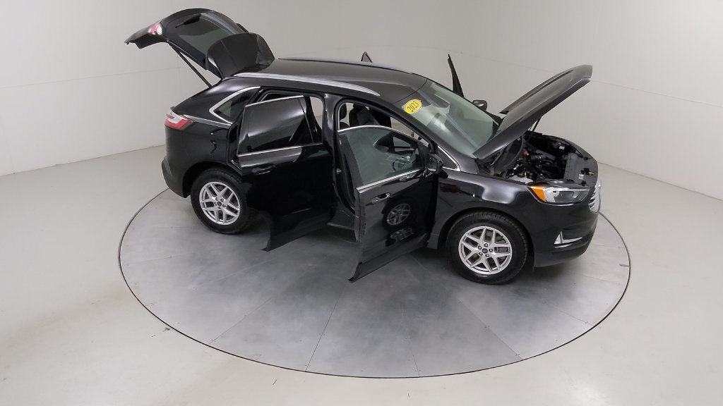 Certified 2022 Ford Edge SEL w/ Convenience Package AWD/4WD image 44