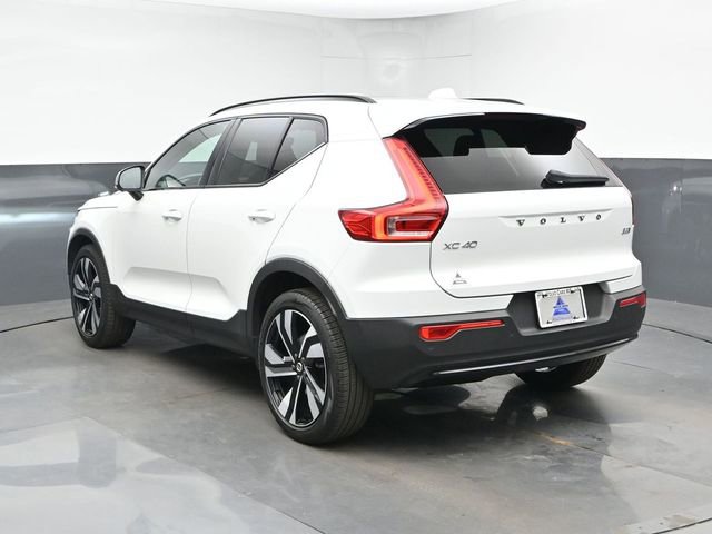 Used 2023 Volvo XC40 B5 Ultimate w/ Protection Package Premier AWD/4WD image 8