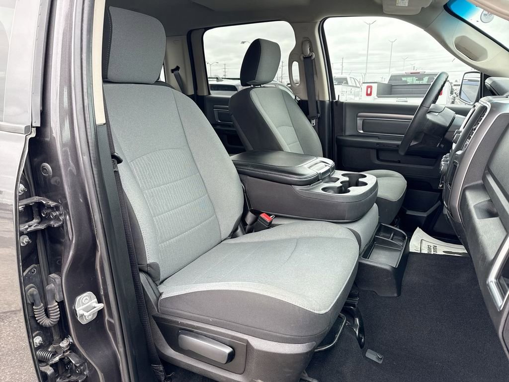 Used 2022 RAM 1500 Classic SLT RWD image 25