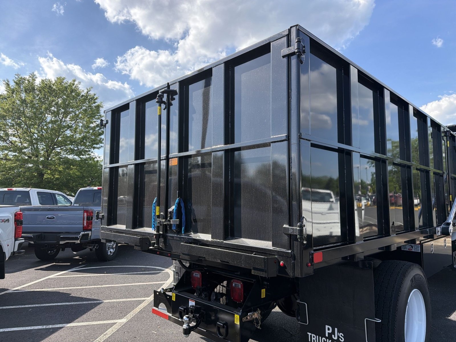 New 2027 Ford F750 2WD Crew Cab Super Duty image 25