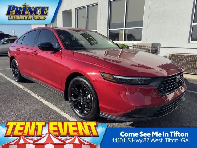 Used 2020 Honda Accord Touring image 1