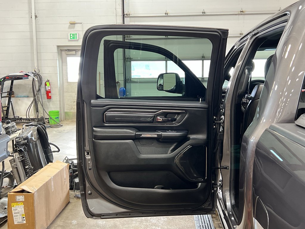 Used 2024 RAM 1500 Limited image 38